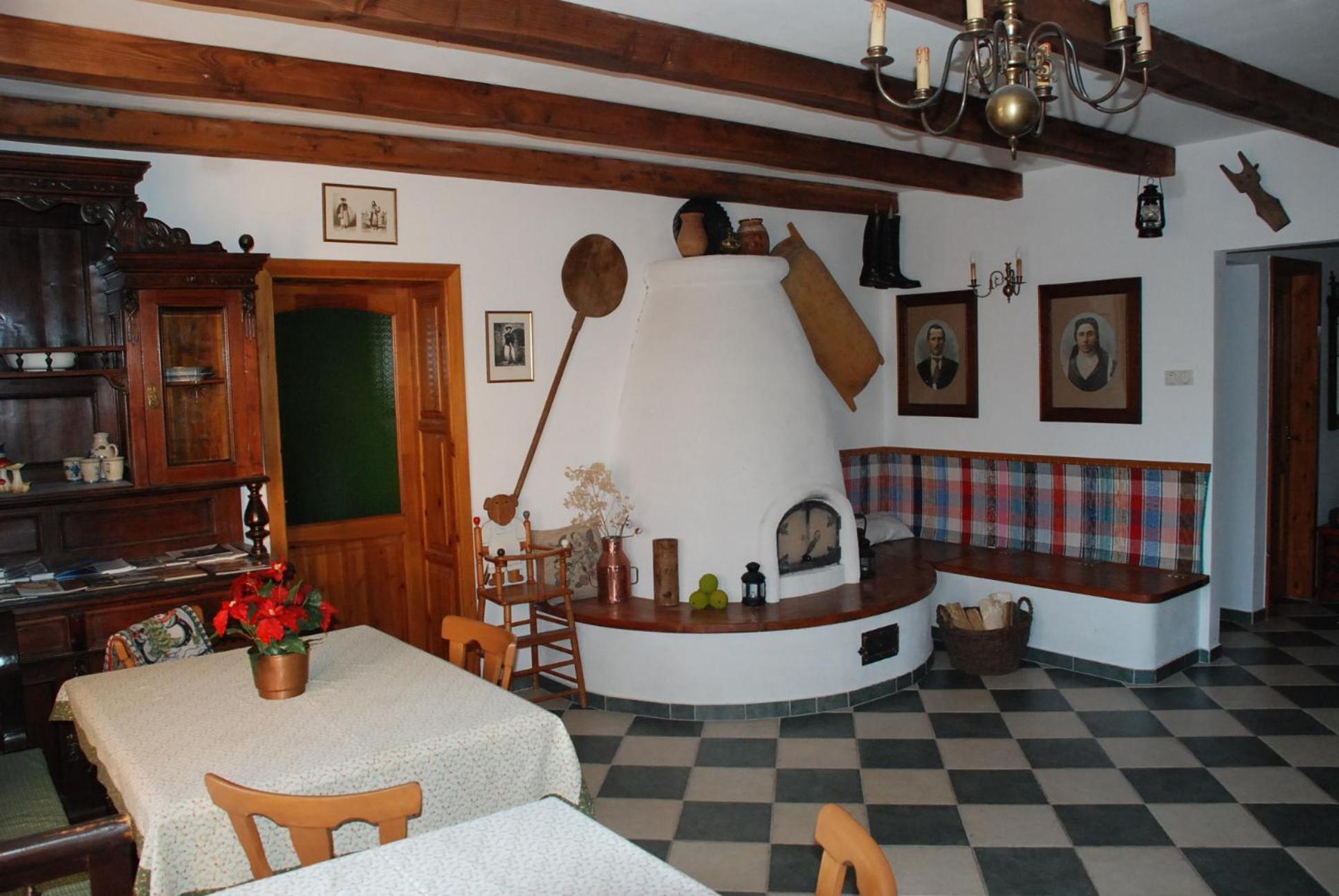 Hungaria Vendeghaz Hotel Eger Buitenkant foto
