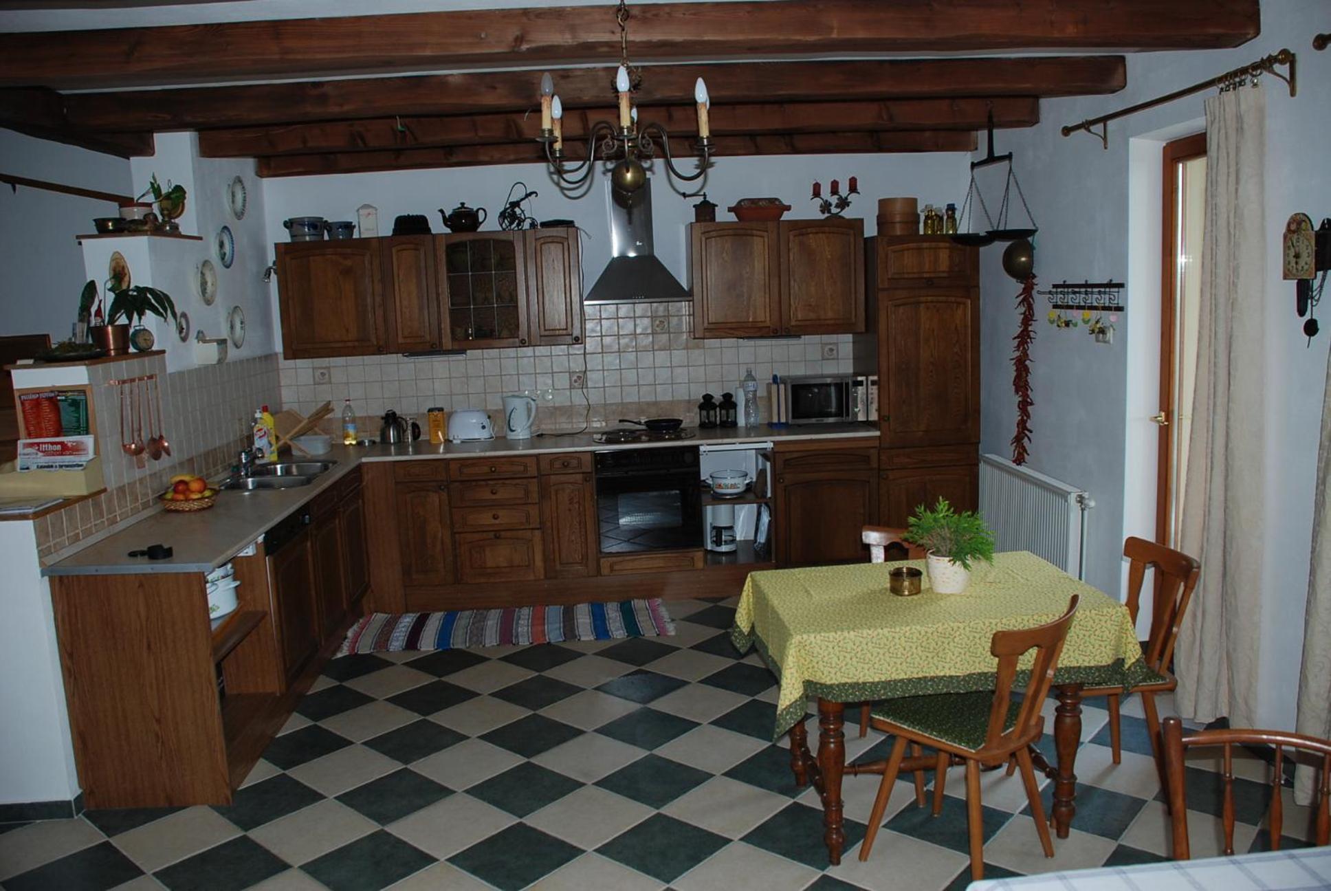 Hungaria Vendeghaz Hotel Eger Buitenkant foto
